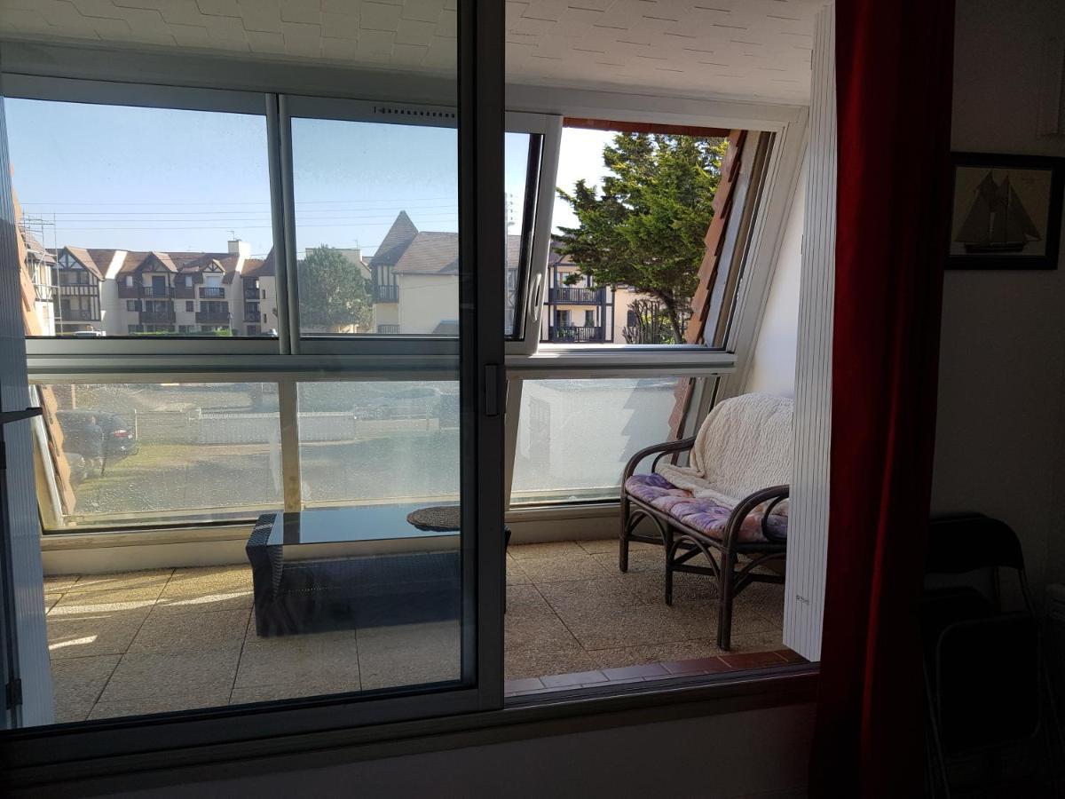 Studio Front De Mer Ouistreham Exterior foto